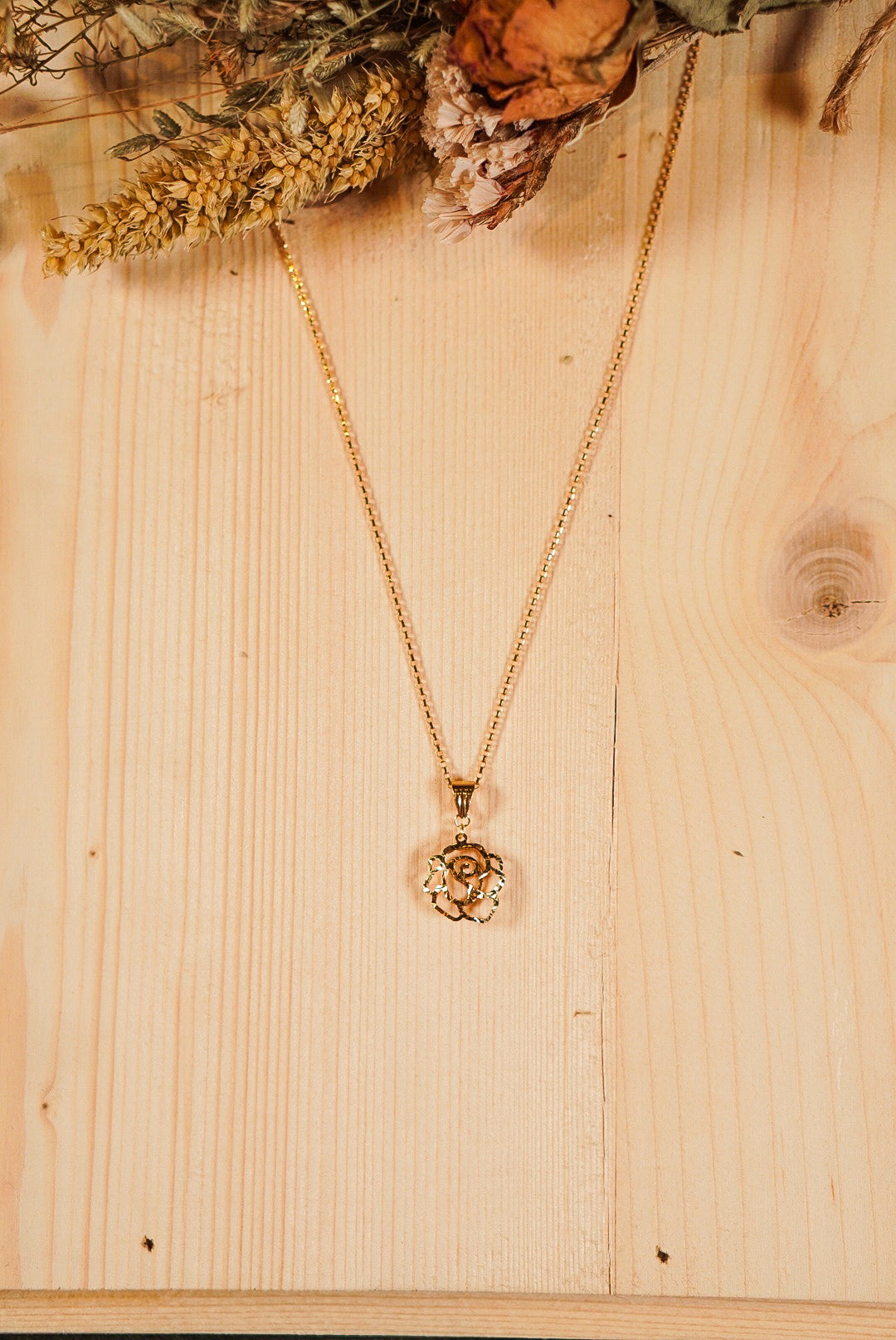 Fiore (Chain Not Included)