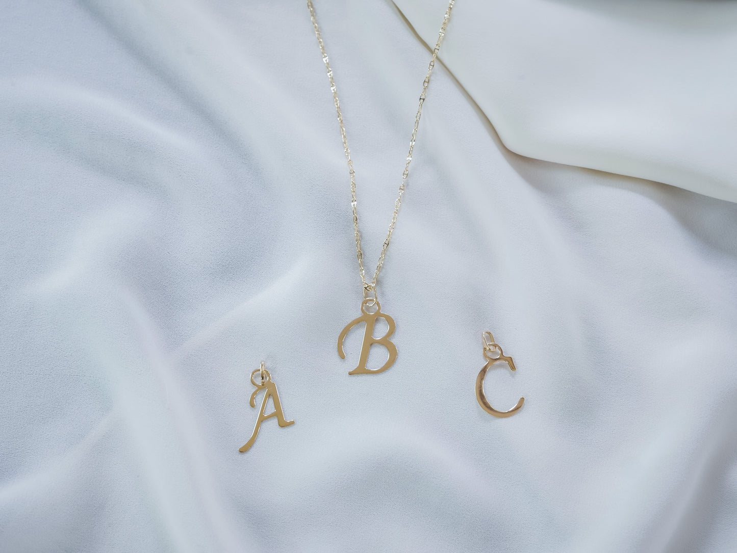 Flat Initial (Chain Not Included)